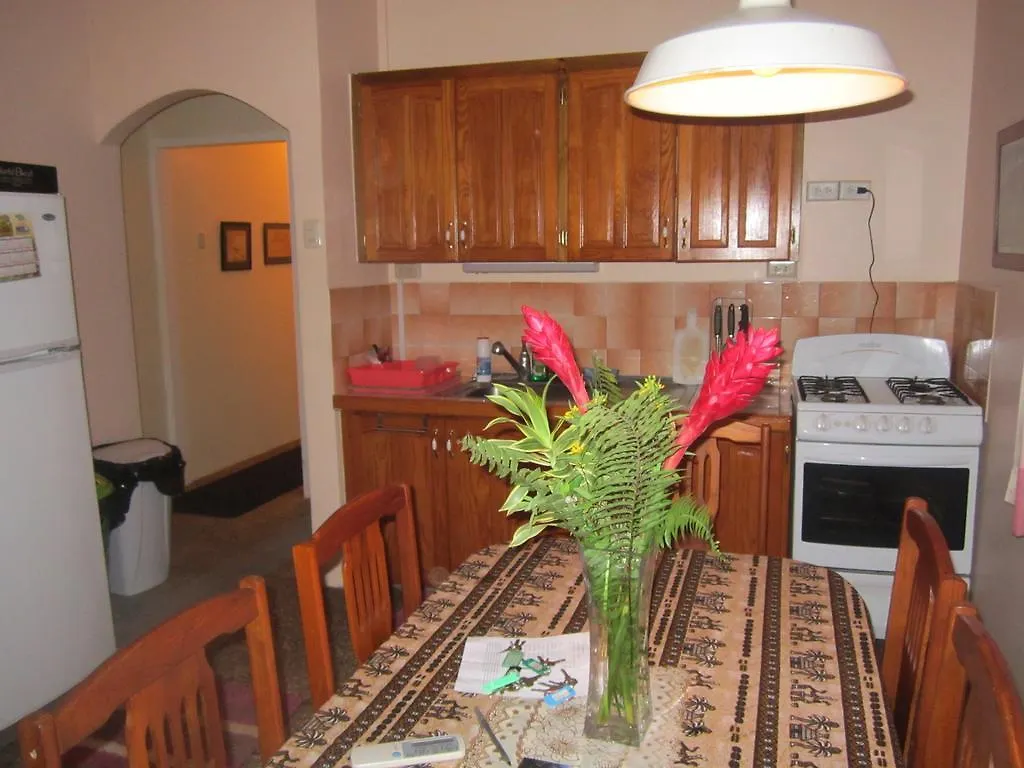 Апарт-отель D'Lime Inn Diego Martin